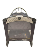 secondhand Graco Pack 'n Play Playard Inclined Seat & Changer, Reversable Napper & Changer