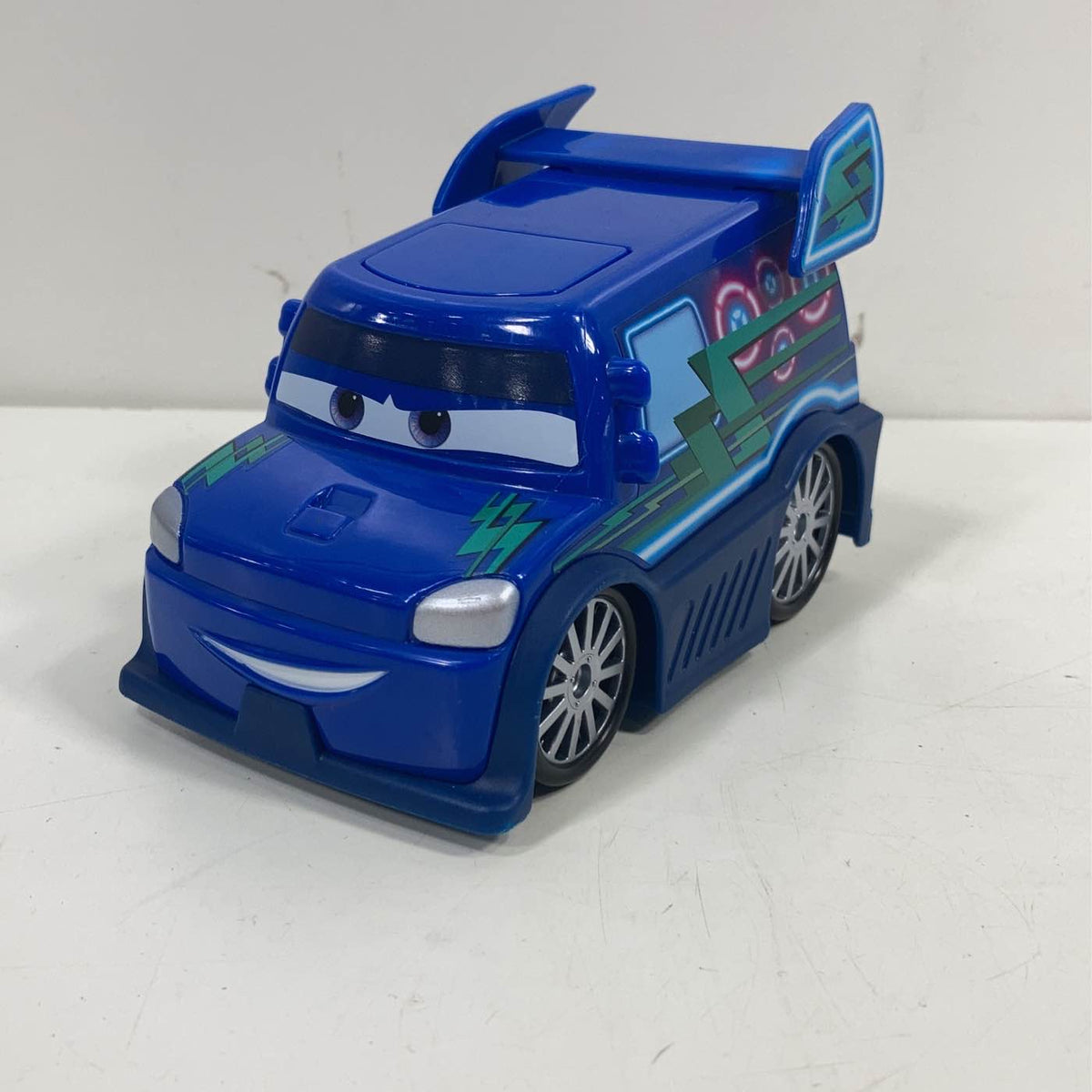 Disney Pixar Track Talkers DJ Vehicle