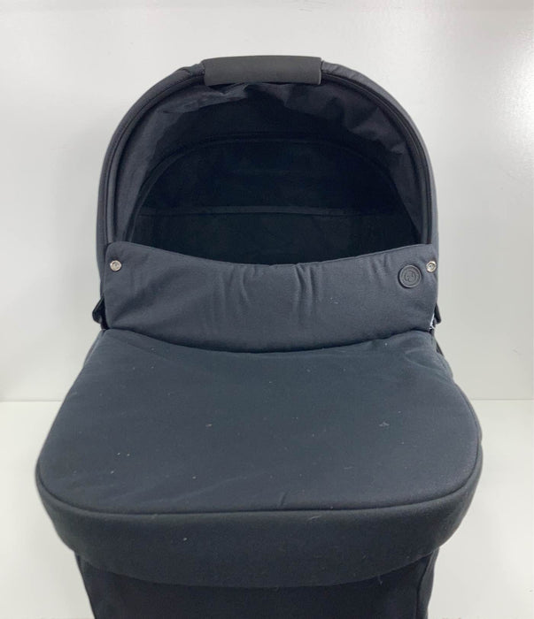 Shop Cybex Gazelle S Cot, Deep Black, 2021 at GoodBuy Gear