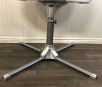 used Halo BassiNest Swivel Sleeper, Premiere Series