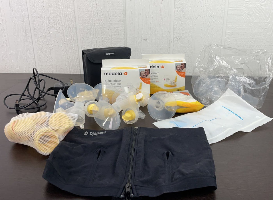 Shop Medela Pump In Style Advanced Breast Pump With Hand Pump and Pumping Bra at GoodBuy Gear