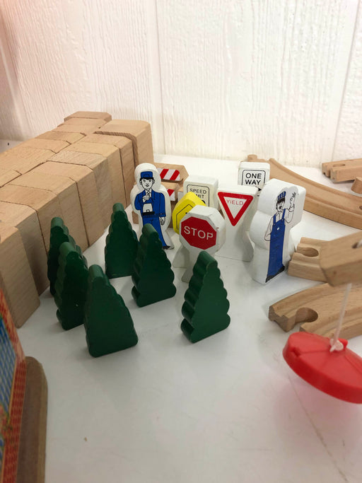 secondhand Melissa & Doug Wooden Trains And Tracks