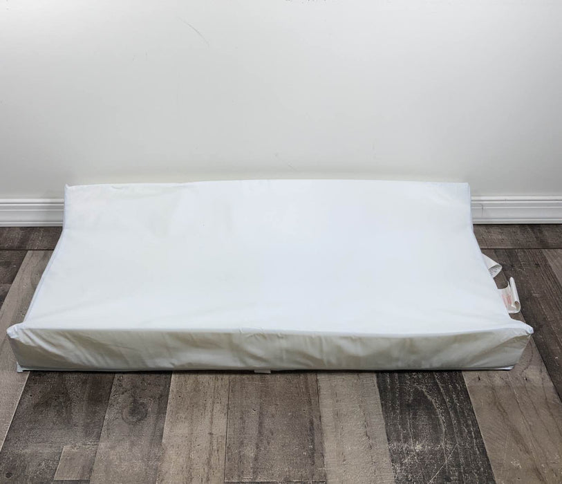 used Munchkin Contoured Changing Pad