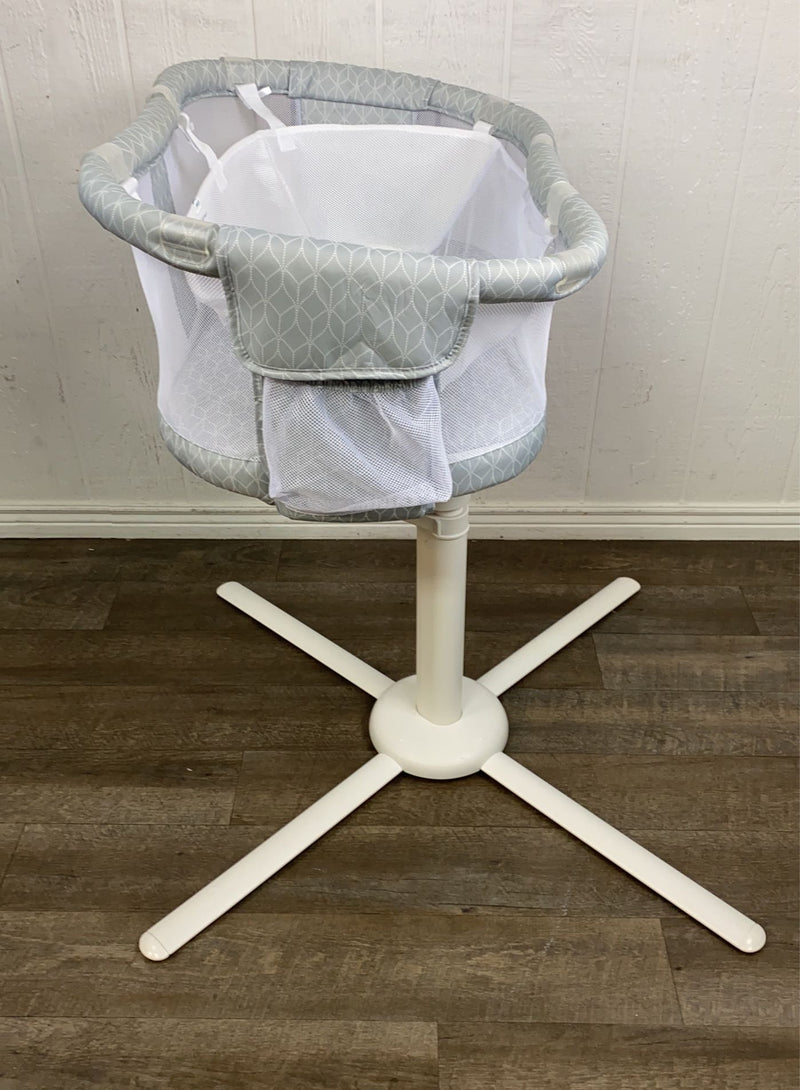 Halo BassiNest Swivel Sleeper, Essentia Series, With Infant Insert and