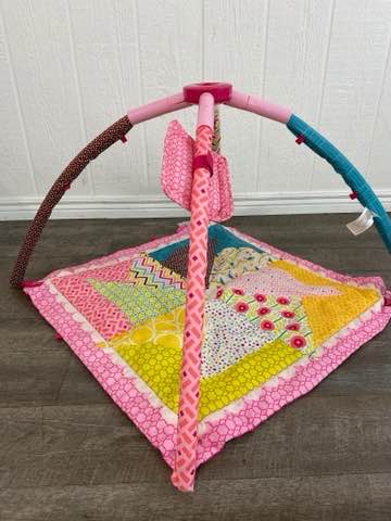 secondhand Infantino Twist & Fold Activity Gym