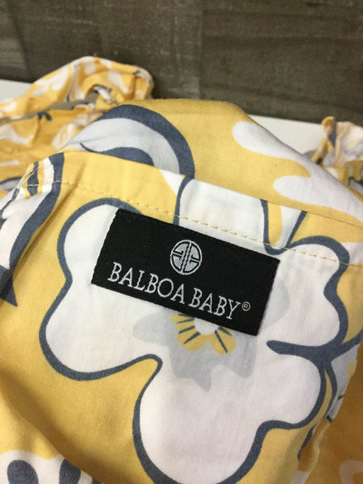 secondhand Balboa Baby Nursing Cover