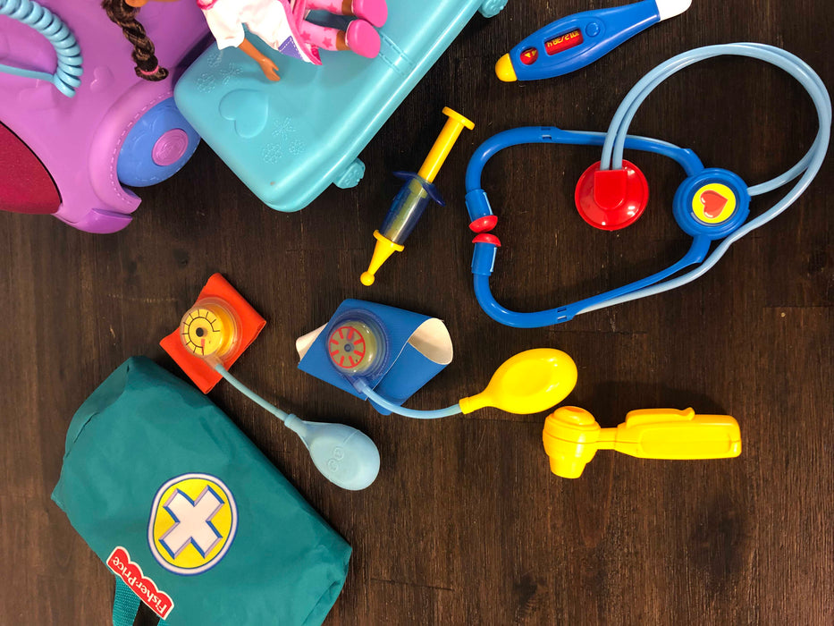secondhand BUNDLE Doc McStuffin’s Play Kit