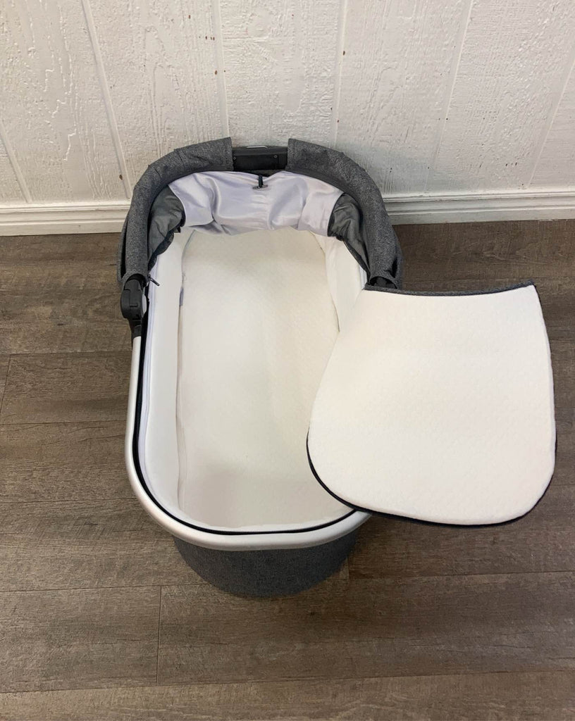uppababy v2 jordan