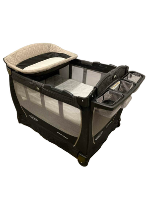 Graco pack and play yard with snuggle suite hotsell