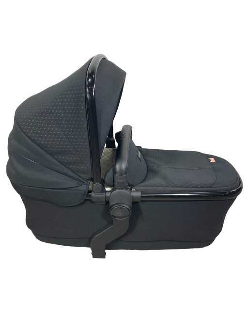 secondhand Silver Cross Wave Bassinet