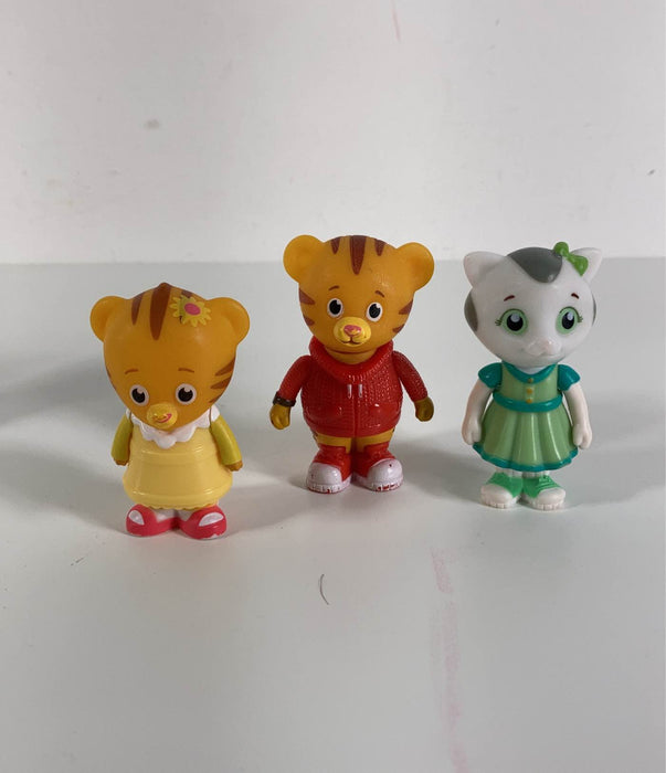 Shop BUNDLE Daniel Tiger at GoodBuy Gear