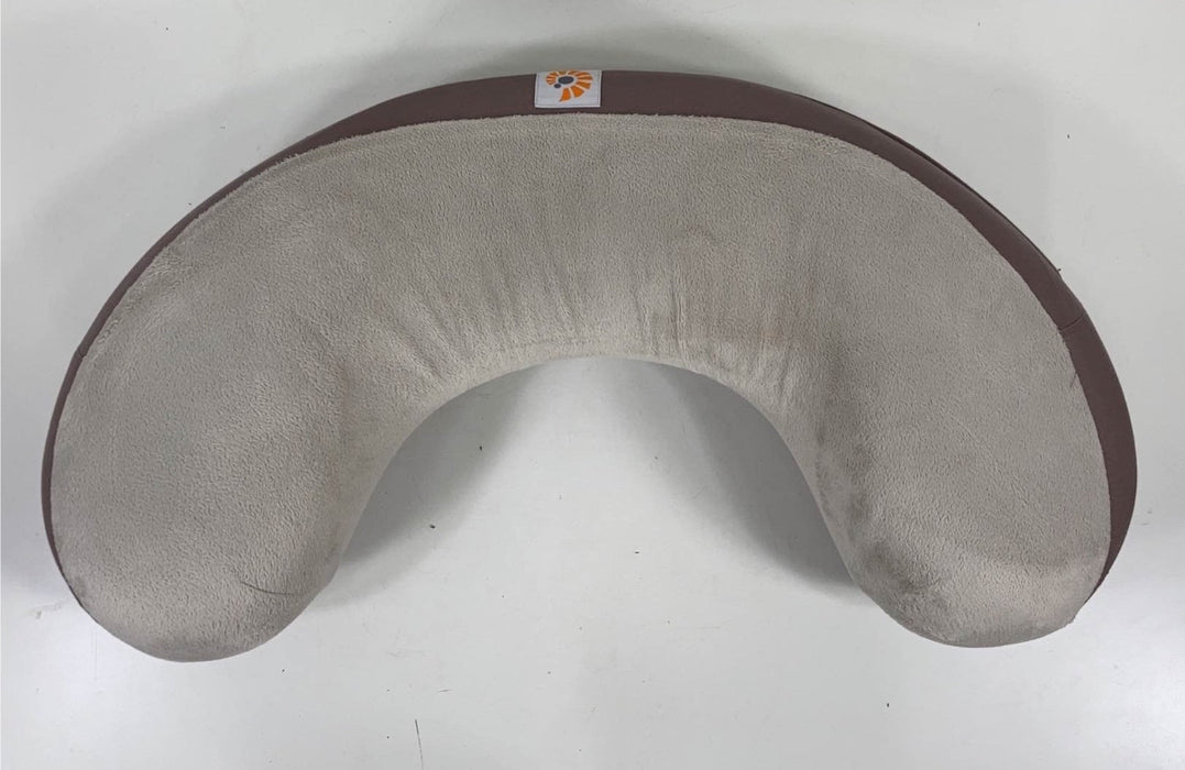 Shop Ergobaby Natural Curve Nursing Pillow at GoodBuy Gear