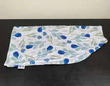 Shop Breastfeeding/Car Seat/High Chair Cover at GoodBuy Gear