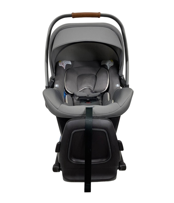 used Nuna PIPA Lite R Infant Car Seat