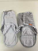 secondhand SwaddleMe Original Swaddle Wrap With Easy Change 2pk, Kiss Ya S/M 0-3 months