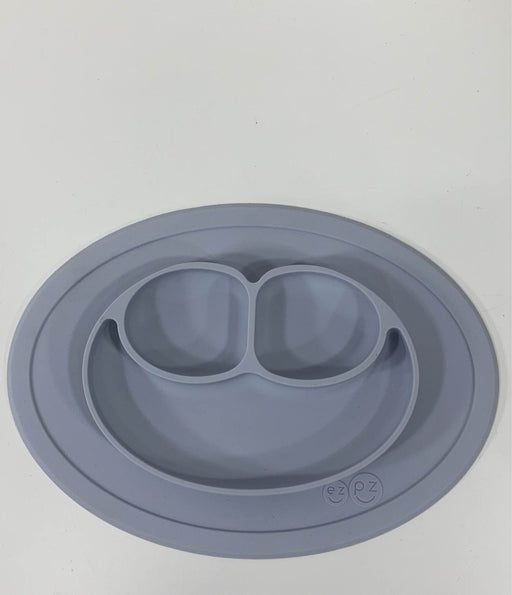 Shop ezpz Mini Mat + Bapron Bundle, Pewter, Root Veggies at GoodBuy Gear