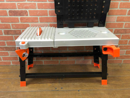 secondhand Black+Decker Tool Bench