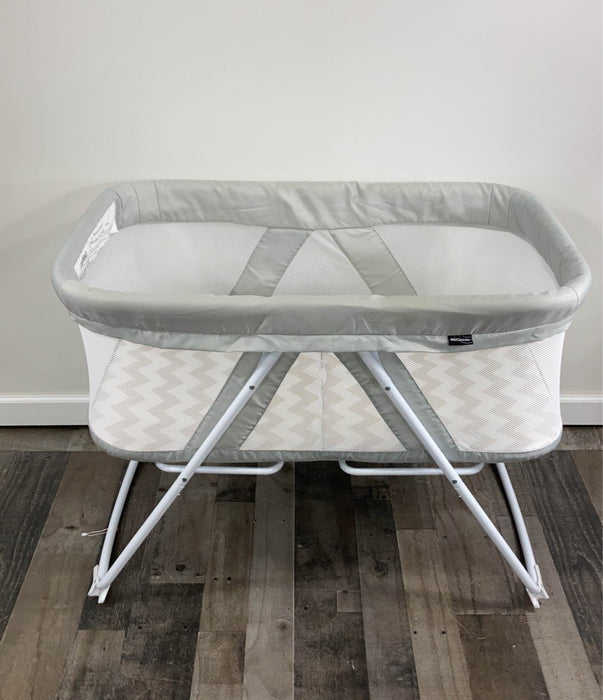 used MiClassic Rocking Bassinet One-second Fold Travel Crib