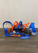 used Hot Wheels Crockscrew Crash Track Set