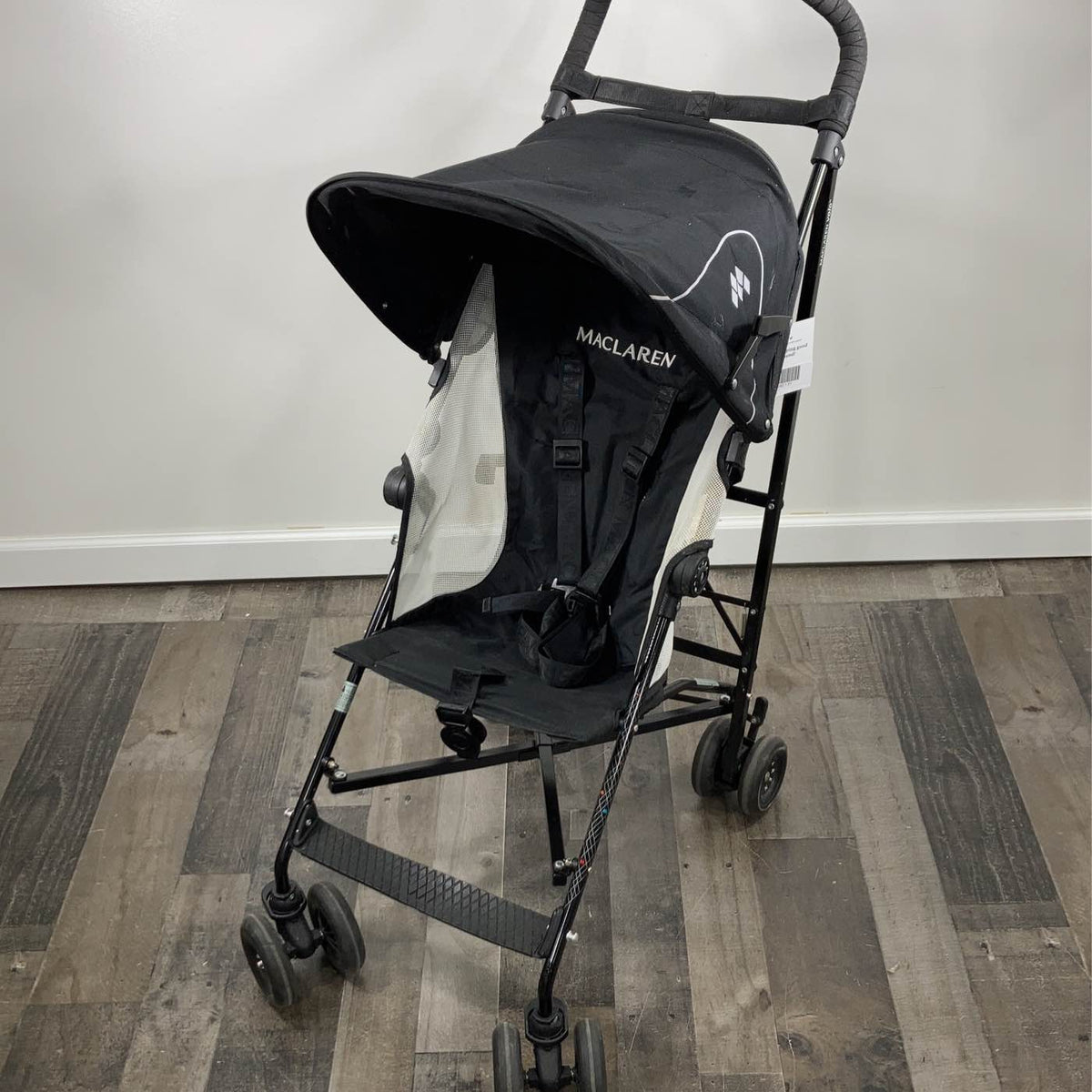maclaren volo umbrella stroller recall MacLaren Volo Stroller, Black, 2010