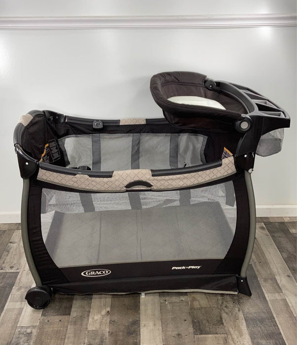 Shop Graco Pack 'n Play Playard with Infant Bassinet & Changer at GoodBuy Gear