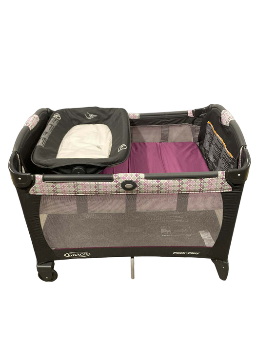 Shop Graco Pack 'n Play Playard Inclined Seat & Changer, Reversable Napper & Changer at GoodBuy Gear