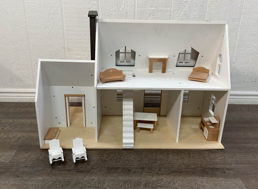 secondhand Hearth & Hand Magnolia Toy Doll Farmhouse