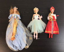 used BUNDLE Barbies