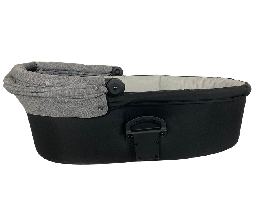 Shop Mamas & Papas Sola2 Bassinet, Grey Marl at GoodBuy Gear
