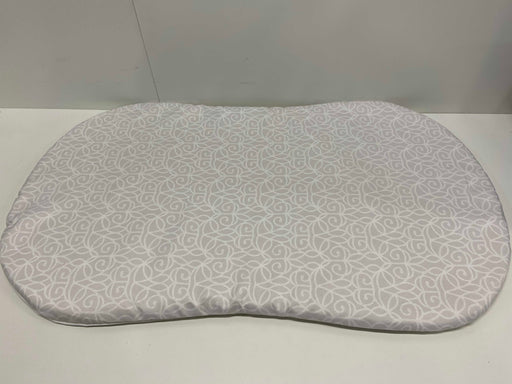 used Halo BassiNest Swivel Sleeper Mattress