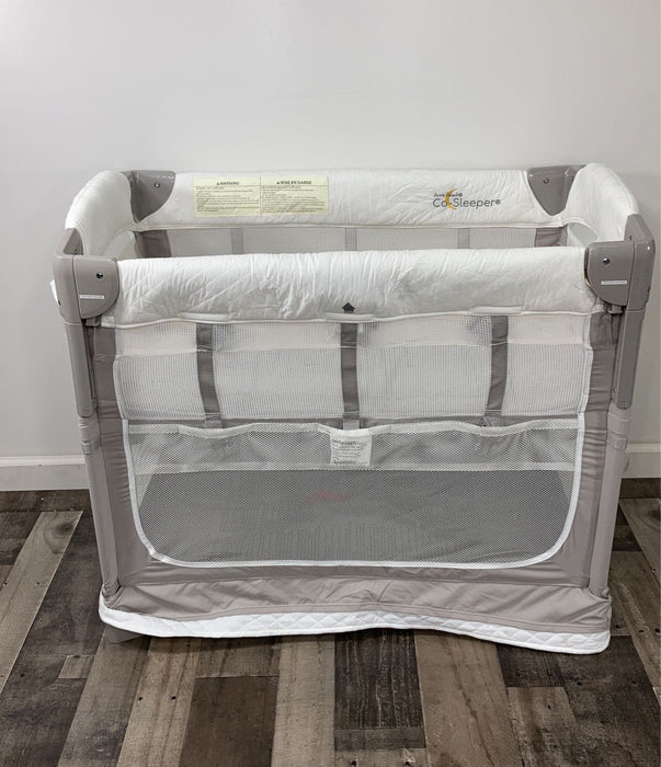used Arm's Reach Mini Ezee 3-in-1 Co-Sleeper, /Grey & white