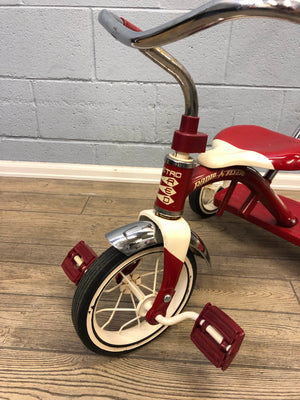 radio flyer tricycle steer and stroll