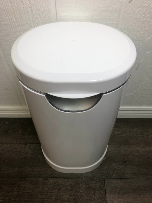 used Munchkin Diaper Pail