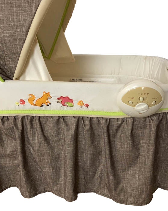 secondhand Summer Infant Classic Comfort Wooden Bassinet