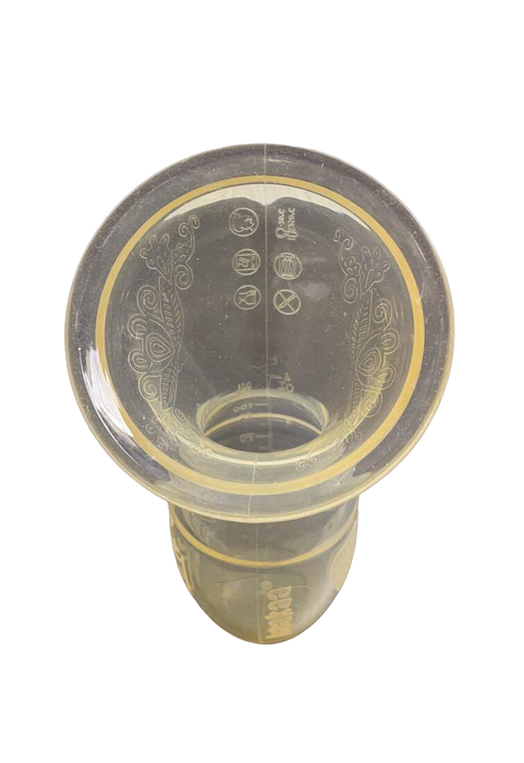Shop Haakaa Manual Breast Pump at GoodBuy Gear
