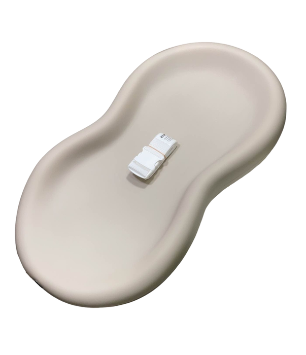 Shop Keekaroo Peanut Changing Pad, Vanilla at GoodBuy Gear