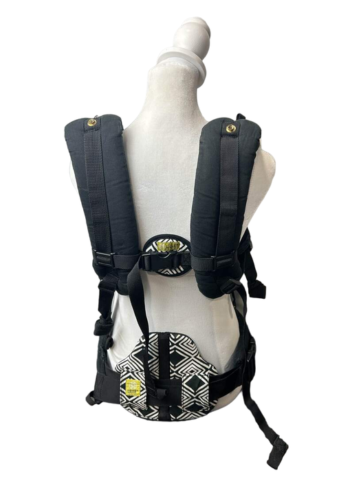 Shop Lillebaby Complete All Seasons Baby Carrier at GoodBuy Gear