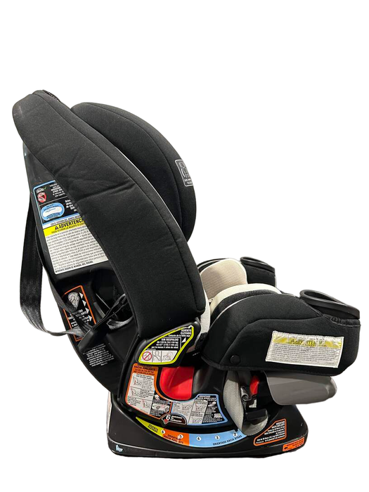 secondhand Carseat