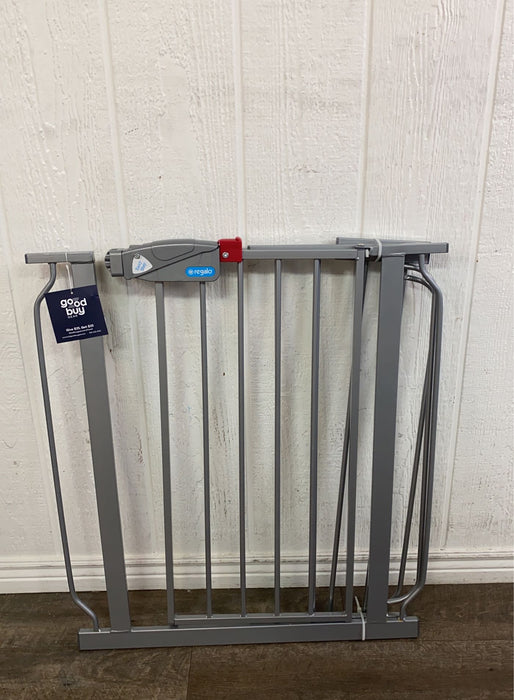 used Regalo Easy Step Gate