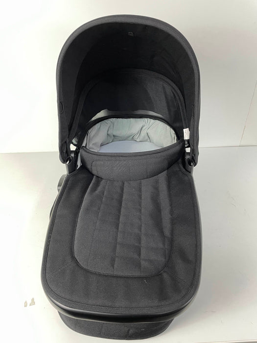 secondhand Joolz Hub Bassinet