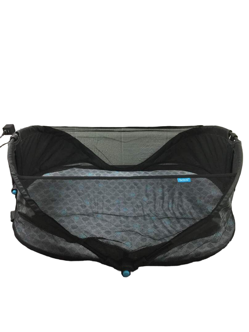 used Munchkin Brica Fold ‘n Go Travel Pod