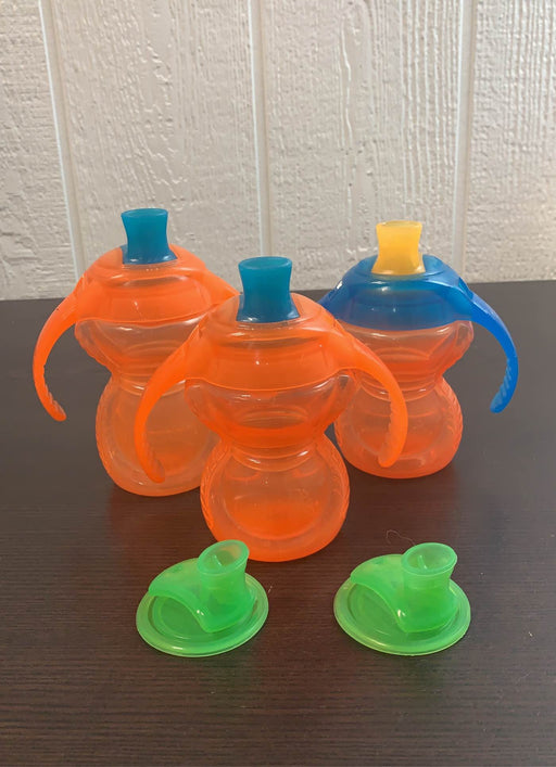 used BUNDLE Sippy Cups, Munchkin