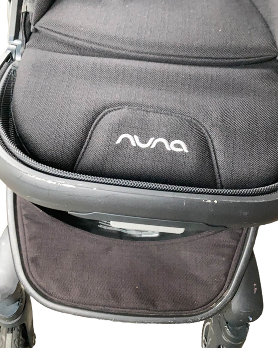 Nuna Demi Grow Stroller, 2018, Black Caviar