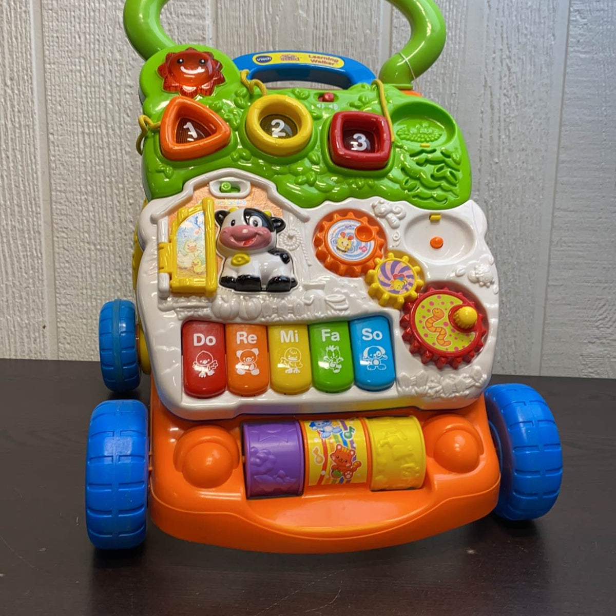 子供用品 VTech Sit-To-Stand Learning Walker Frustration Free Packaging, green VTech Sit-to-Stand Learning Walker Review - YouTube