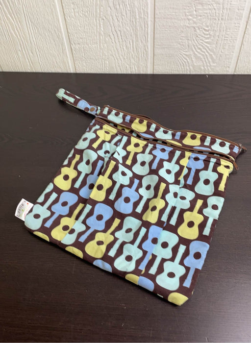 Shop Leslie’s Boutique Wet Bag at GoodBuy Gear