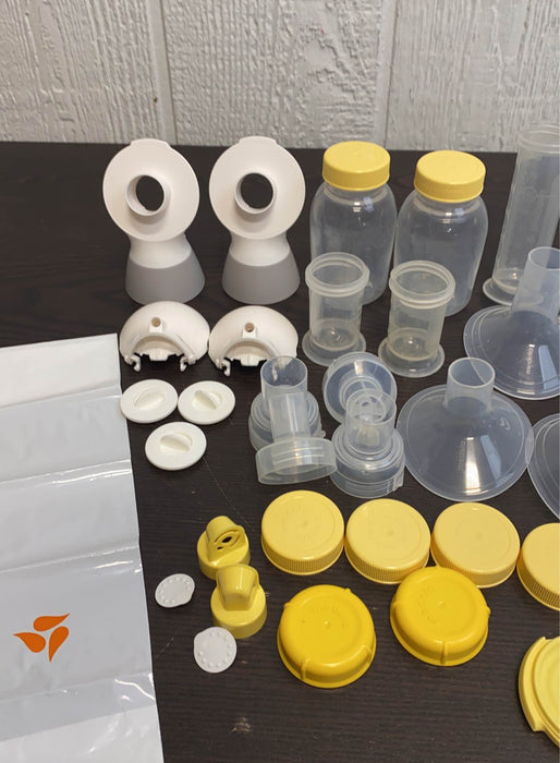 Shop BUNDLE Medela Accessories at GoodBuy Gear
