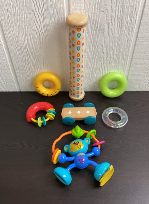 secondhand BUNDLE Grasping Toys