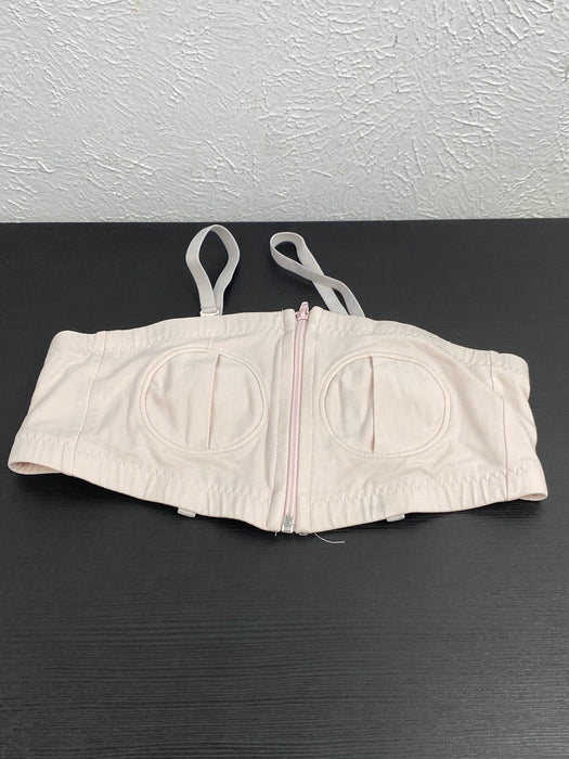 Shop Lansinoh Hands-Free Pumping Bra at GoodBuy Gear