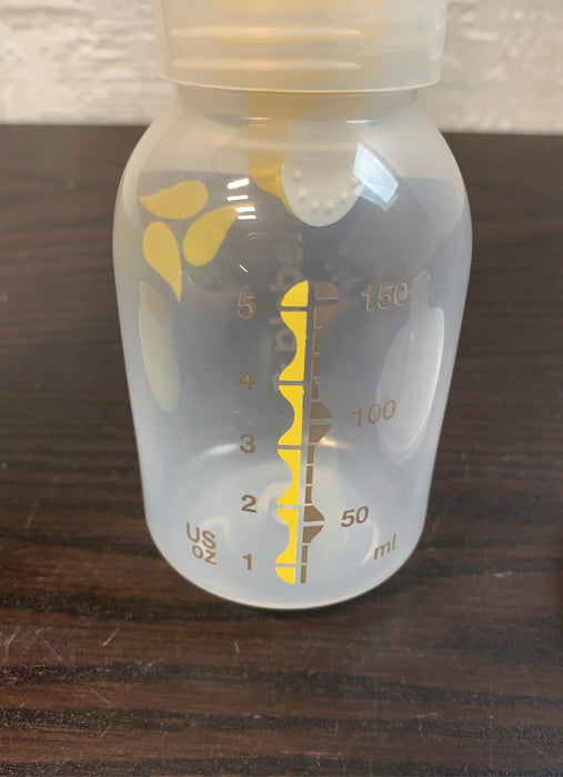 Shop Medela Harmony Manual Breast Pump at GoodBuy Gear