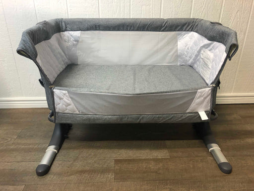 secondhand Happy Rainbow Portable Baby Bed Travel Crib Bassinet